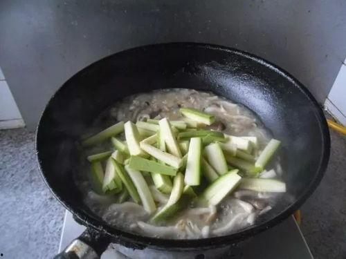 娱乐吃瓜菌中国,揭秘娱乐圈那些不为人知的幕后故事